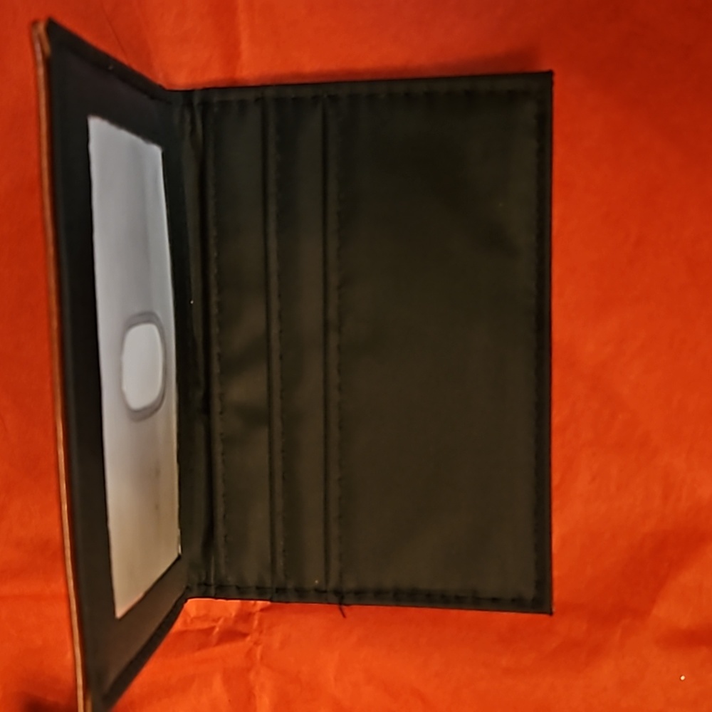 Mens Wallets - Picture 3 of 5